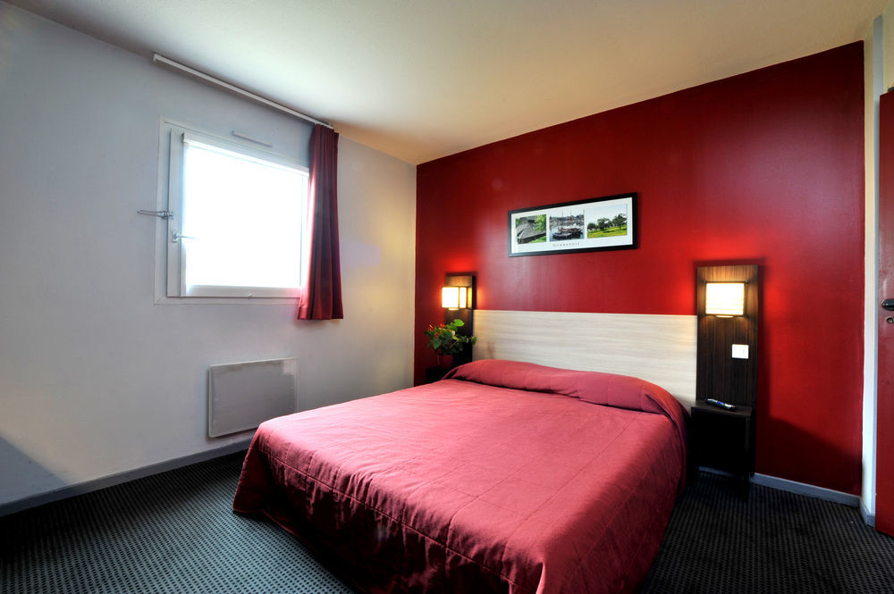 Brit Hotel Saint-Quentin Fayet  Exteriér fotografie